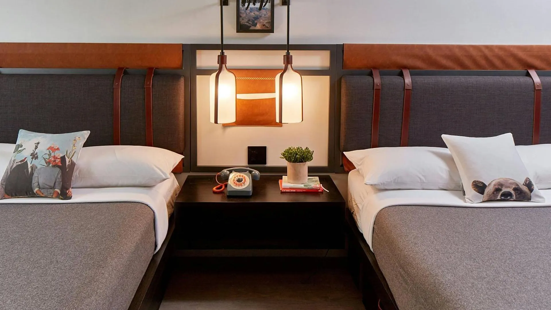 Hotel Moxy Belfast City