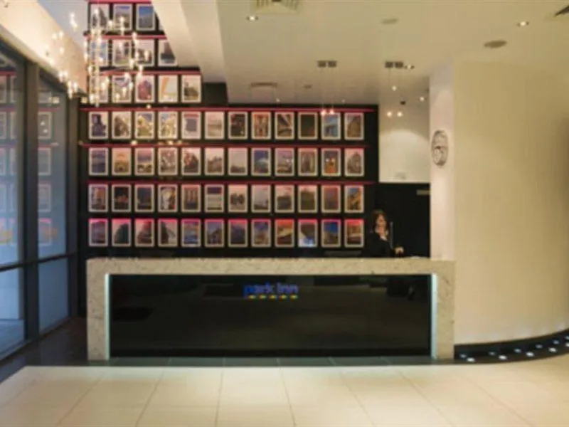 Hotel Moxy Belfast City
