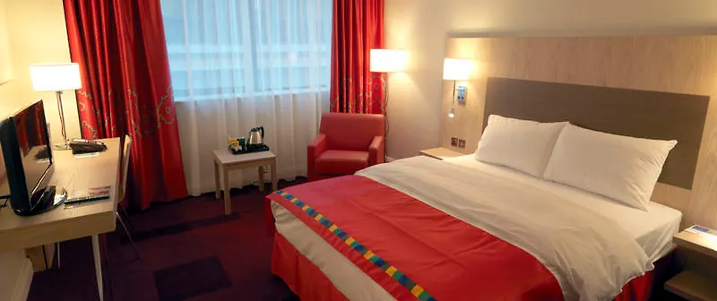 Hotel Moxy Belfast City