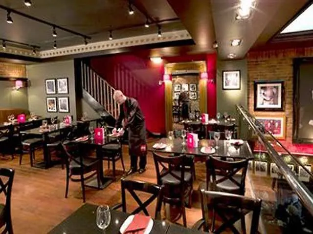 Moxy Belfast City Szálloda